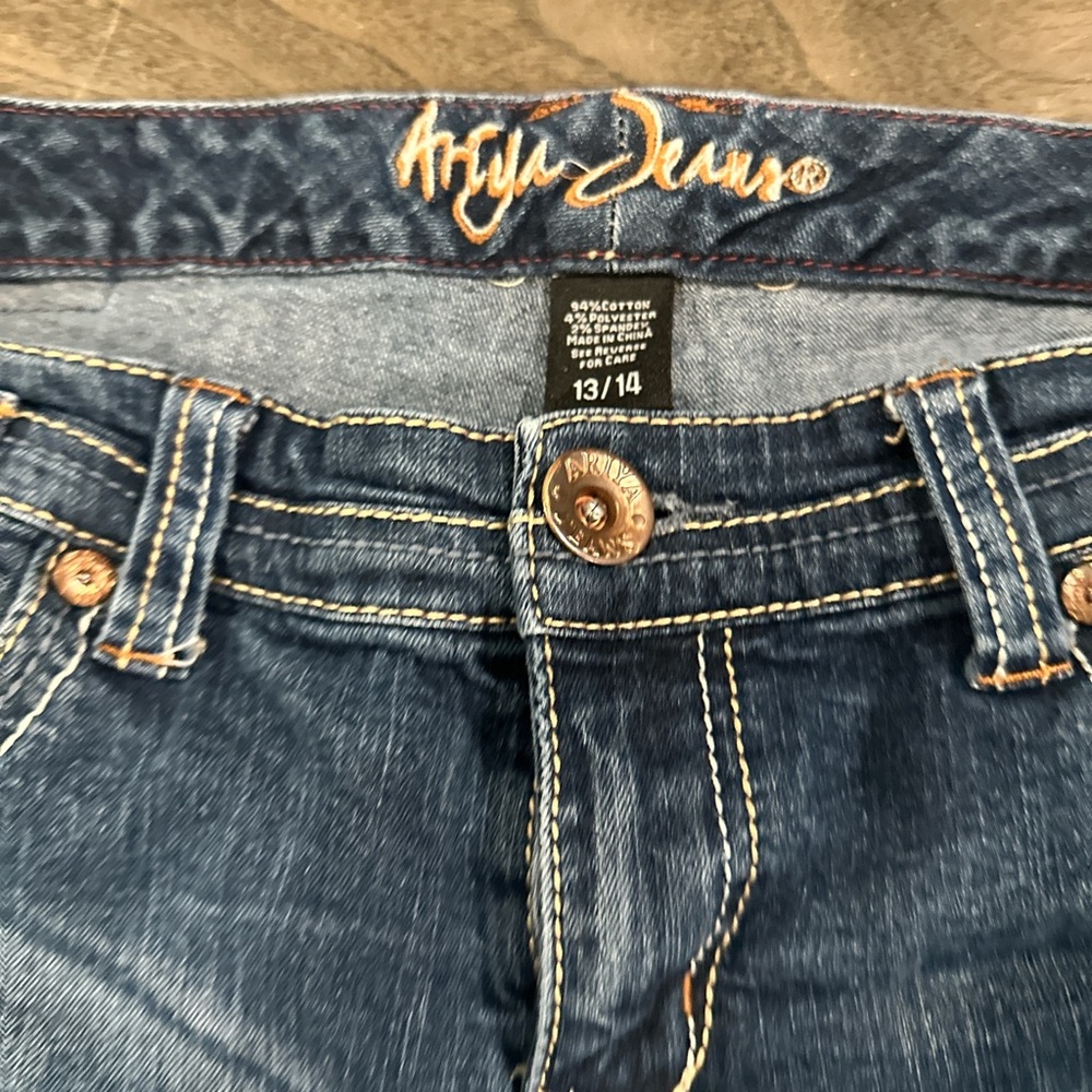 Ariya Jeans Dark Blue Distressed Shorts - Picture 6 of 7